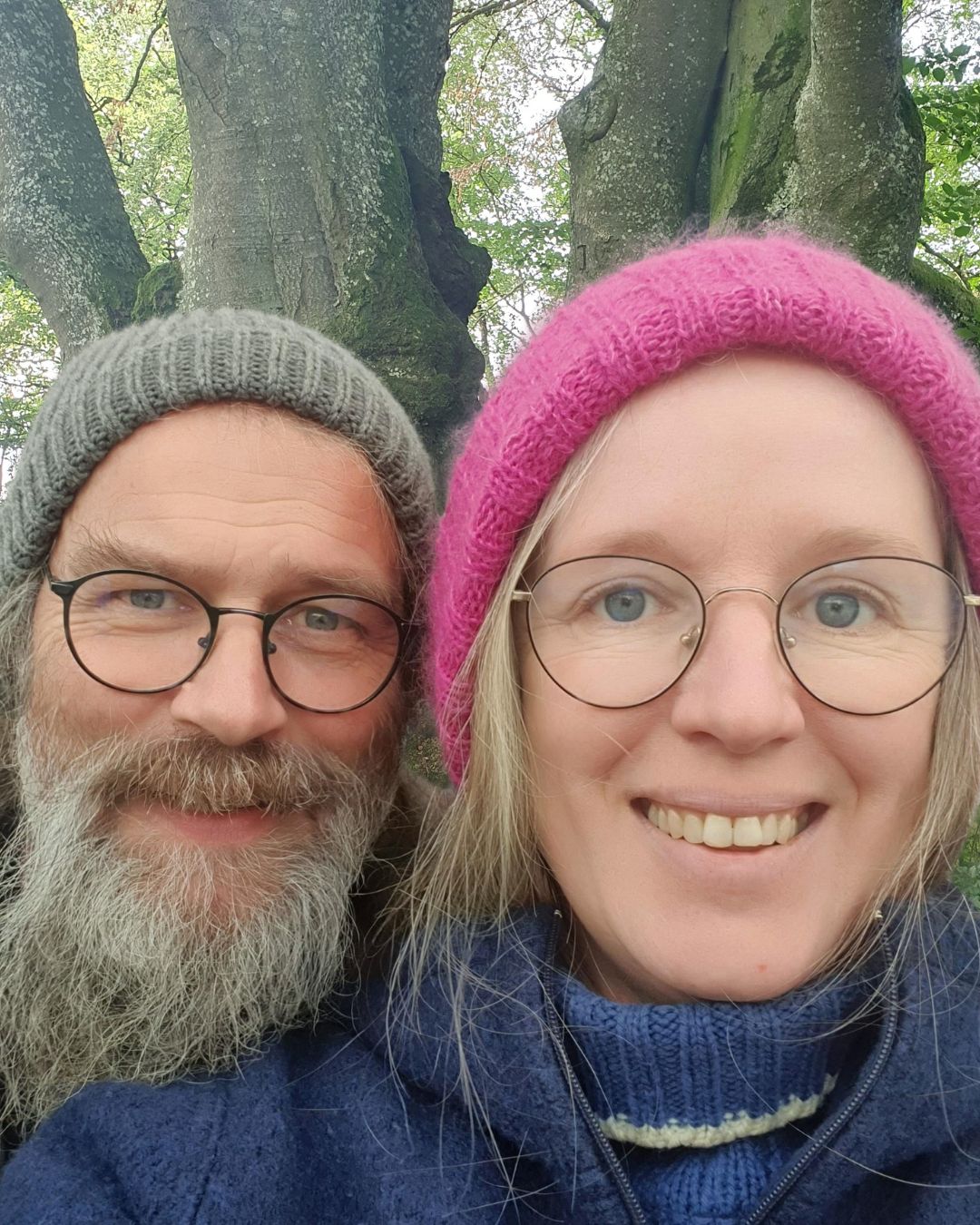 Sina und Christoph auf der Schwäbischen Alb am Ritualplatz